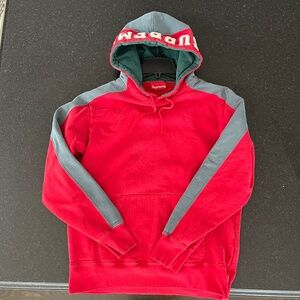 Supreme hoodie sweatshirt